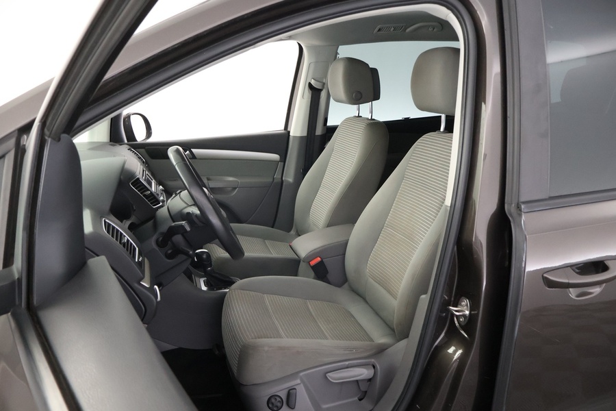 SEAT Alhambra vaihtoauto