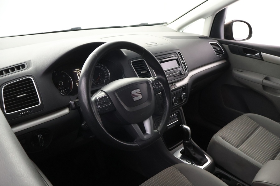 SEAT Alhambra vaihtoauto