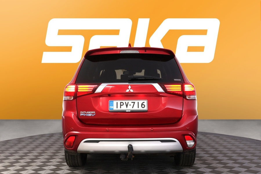 Mitsubishi Outlander PHEV vaihtoauto