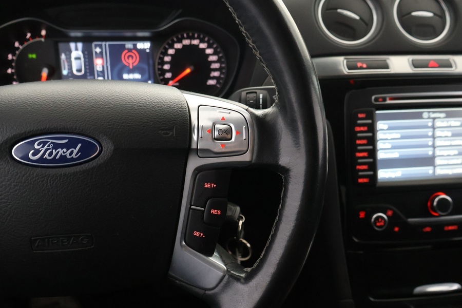 Ford S-MAX vaihtoauto