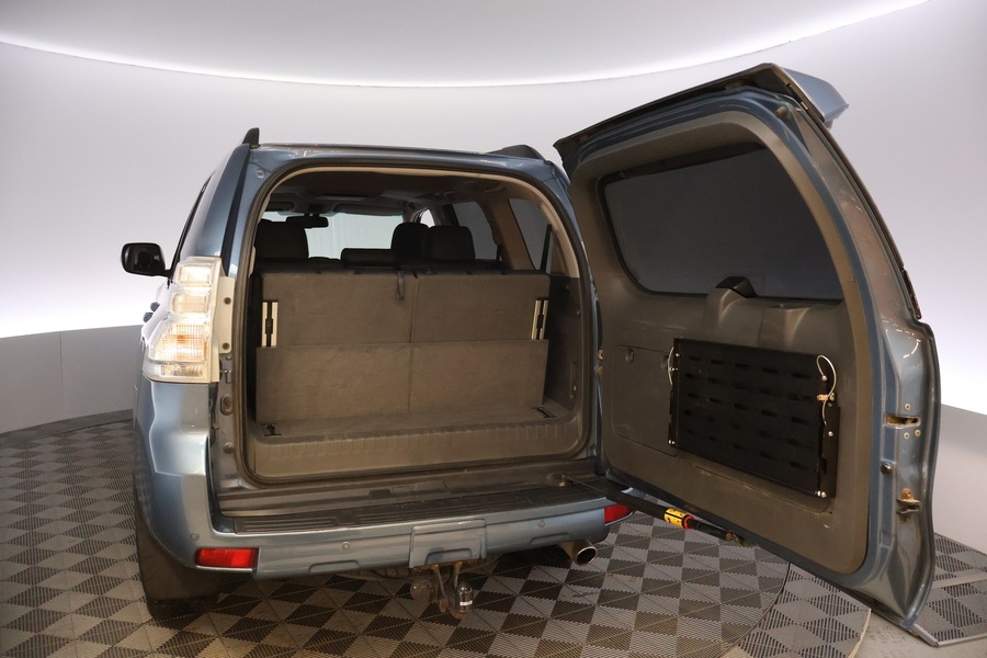 Toyota Land Cruiser vaihtoauto