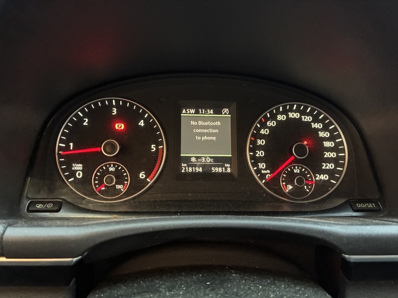 Volkswagen Touran vaihtoauto