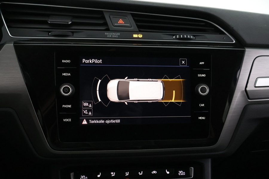 Volkswagen Touran vaihtoauto