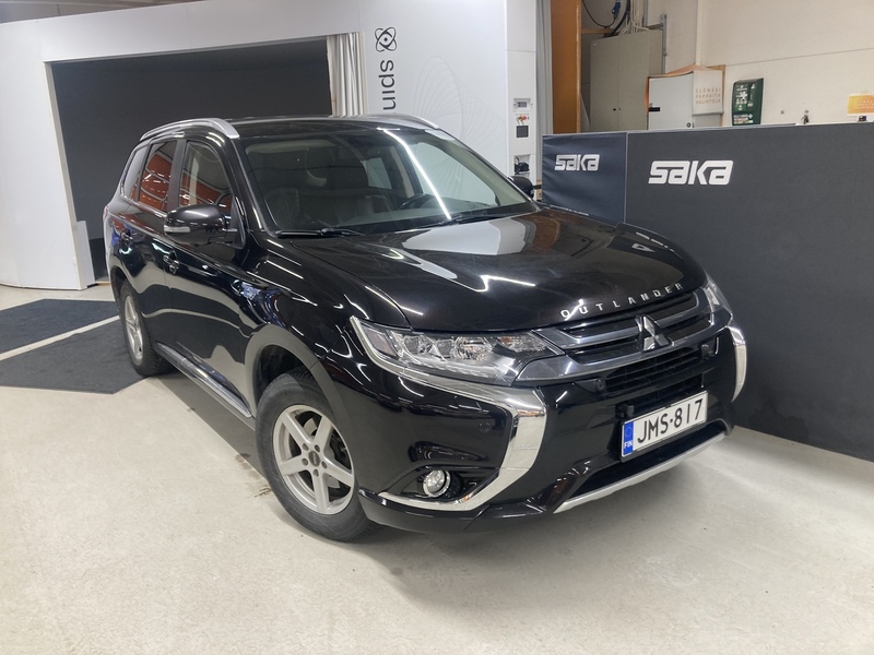 Mitsubishi Outlander PHEV vaihtoauto
