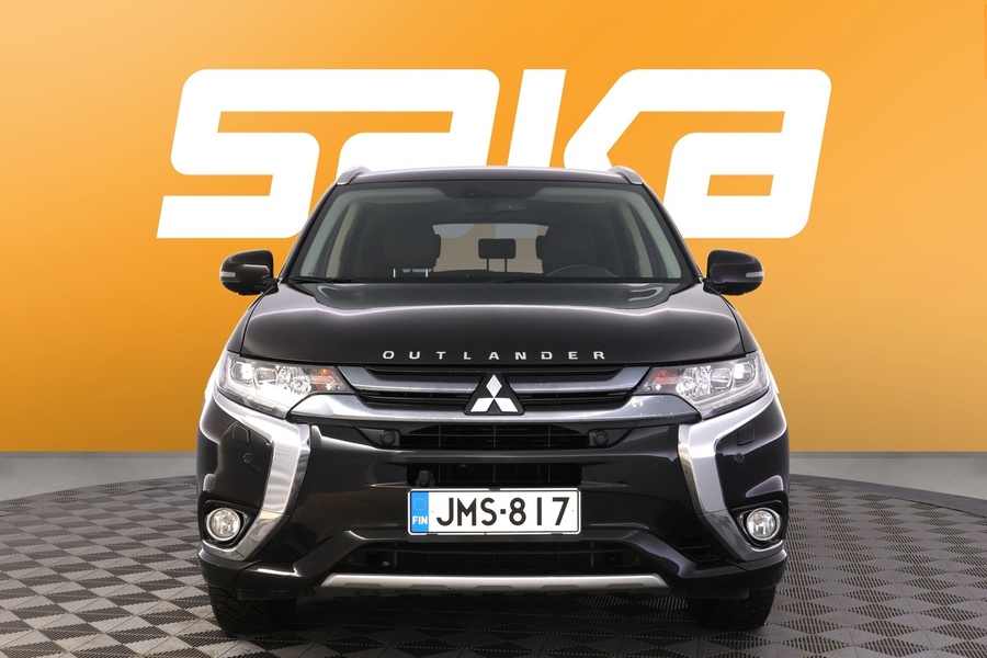 Mitsubishi Outlander PHEV vaihtoauto