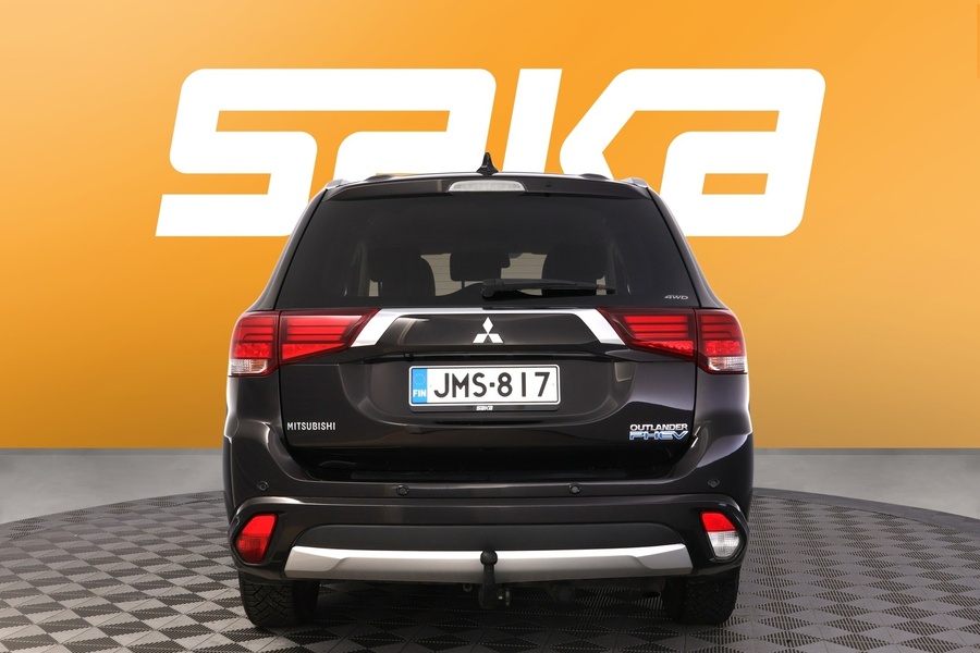 Mitsubishi Outlander PHEV vaihtoauto