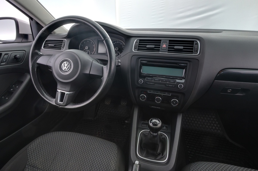 Volkswagen Jetta vaihtoauto