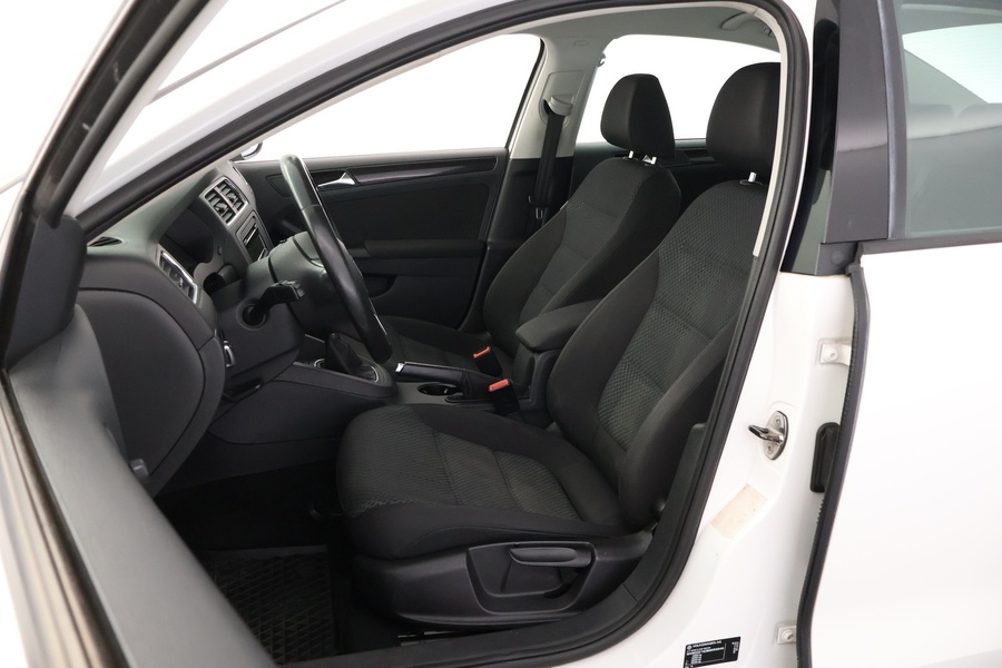 Volkswagen Jetta vaihtoauto