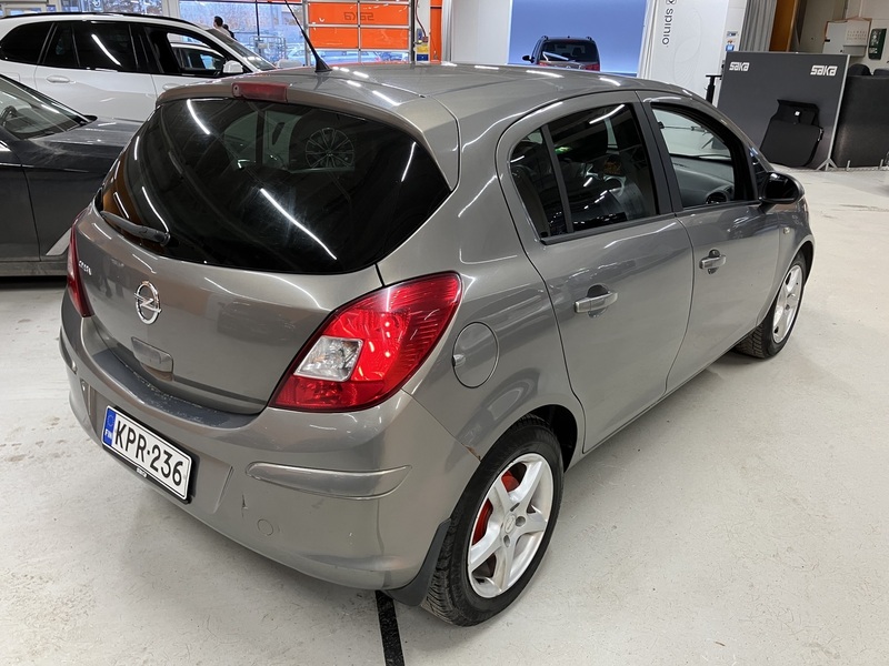 Opel Corsa vaihtoauto