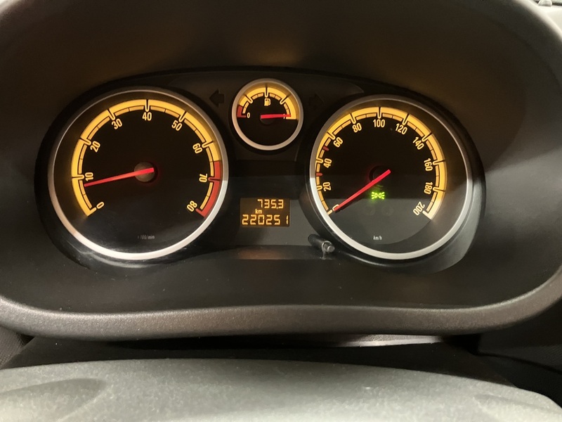 Opel Corsa vaihtoauto