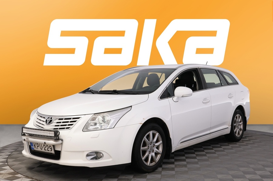 Toyota Avensis vaihtoauto