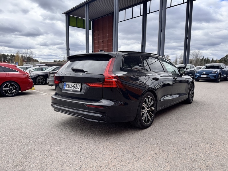 Volvo V60 vaihtoauto