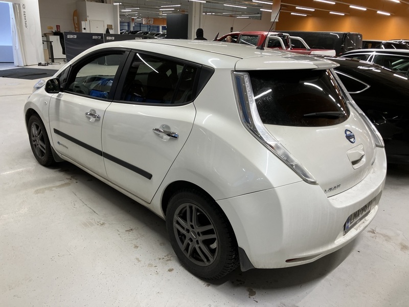Nissan Leaf vaihtoauto