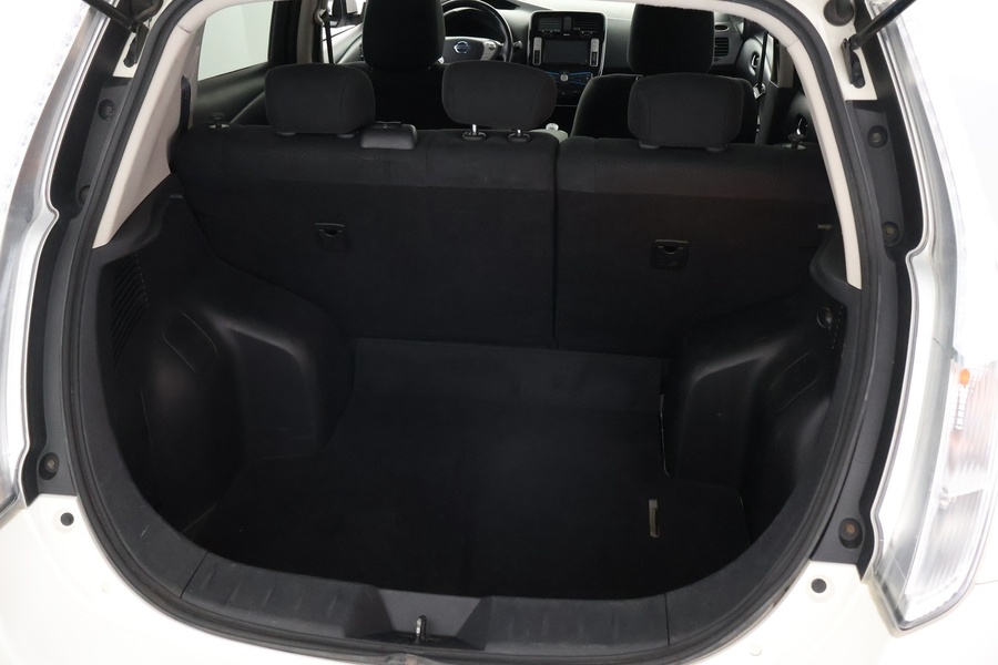 Nissan Leaf vaihtoauto