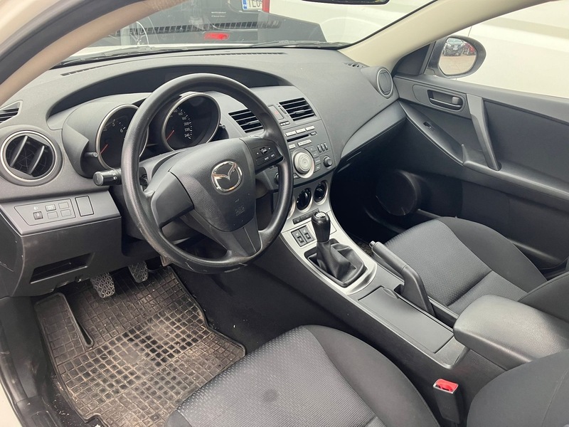 Mazda 3 vaihtoauto
