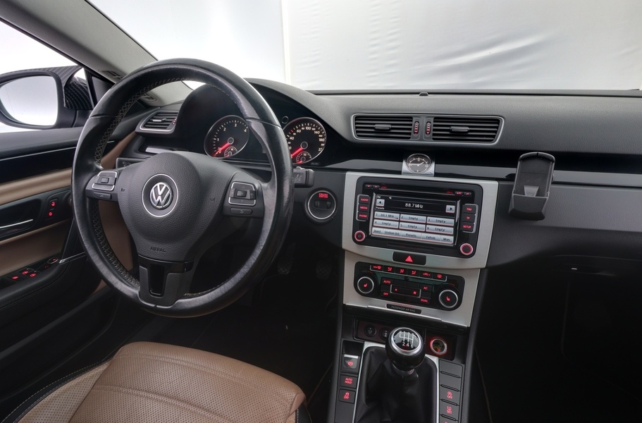 Volkswagen Passat CC vaihtoauto
