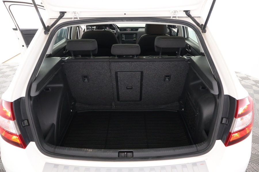 Skoda Rapid vaihtoauto