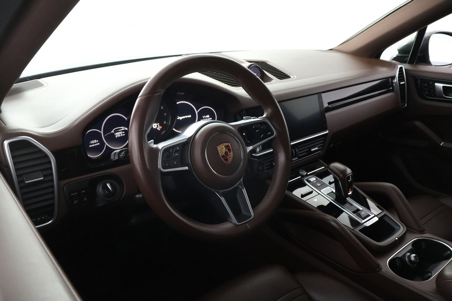 Porsche Cayenne vaihtoauto