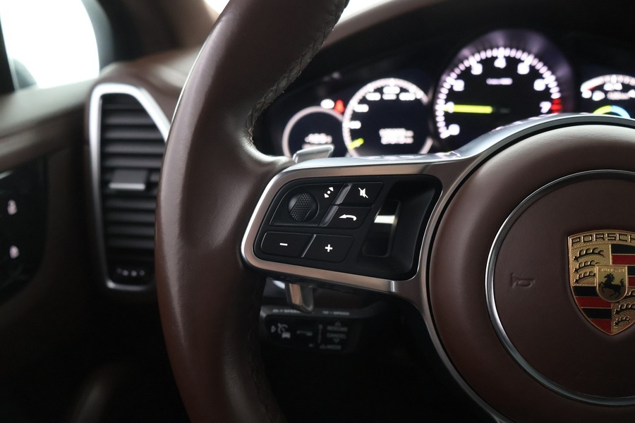 Porsche Cayenne vaihtoauto