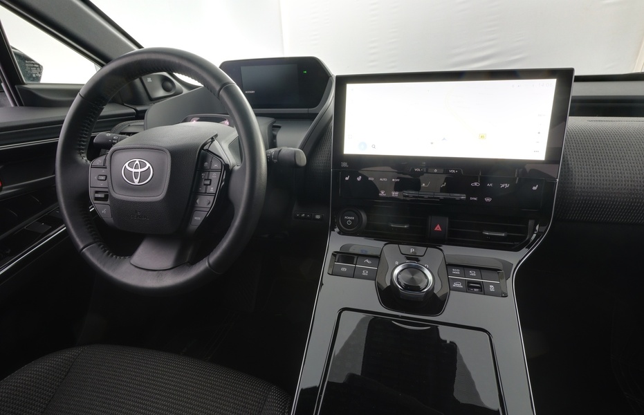 Toyota bZ4X vaihtoauto