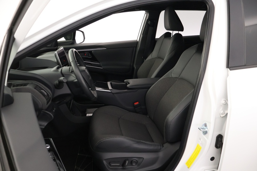 Toyota bZ4X vaihtoauto