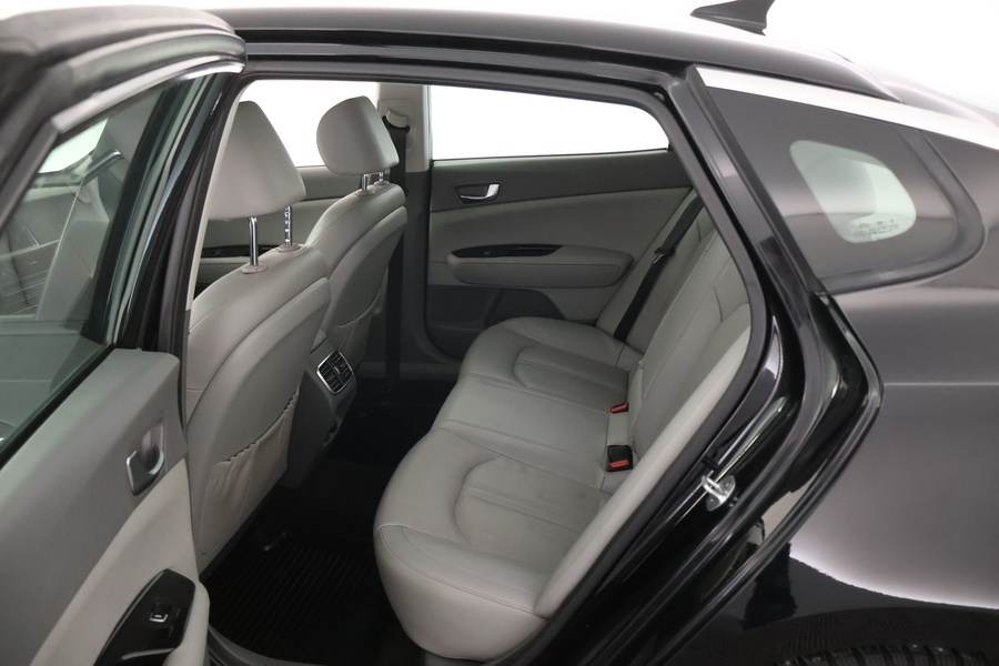 Kia Optima vaihtoauto
