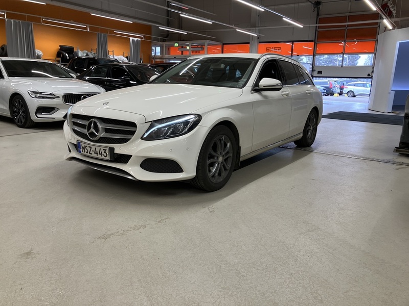Mercedes-Benz C vaihtoauto