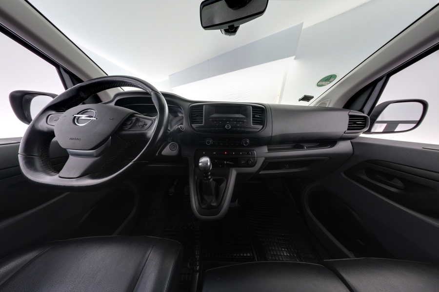 Opel Vivaro vaihtoauto