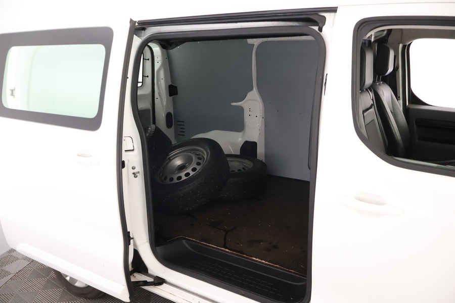 Opel Vivaro vaihtoauto