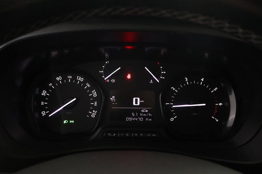 Opel Vivaro vaihtoauto