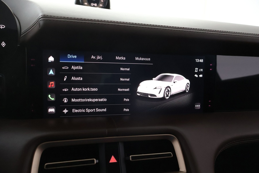 Porsche Taycan vaihtoauto