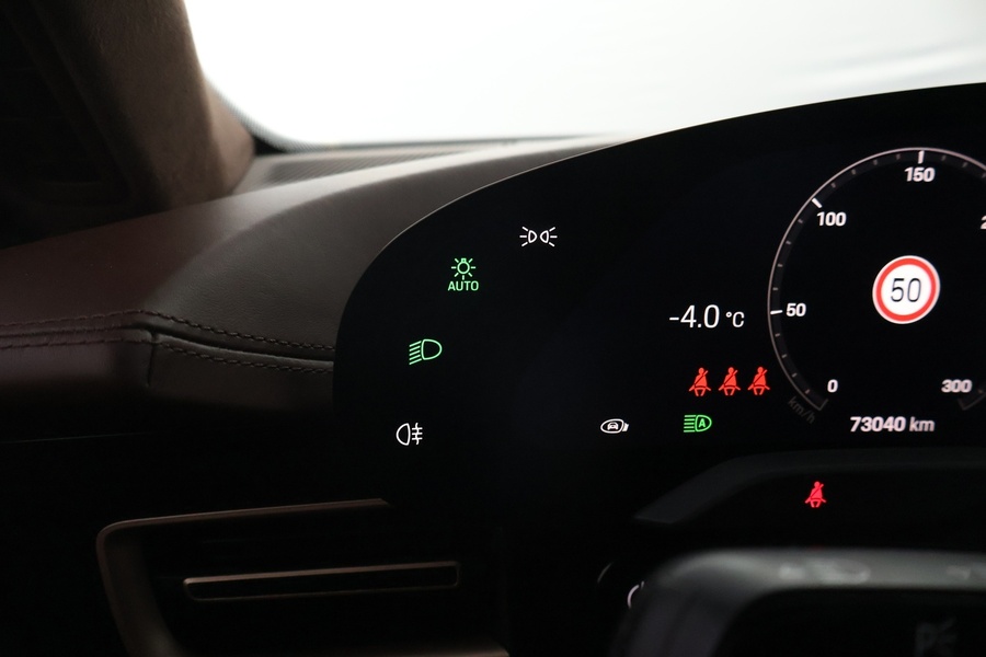 Porsche Taycan vaihtoauto