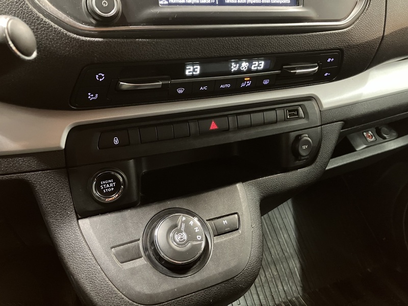 Toyota Proace Verso vaihtoauto