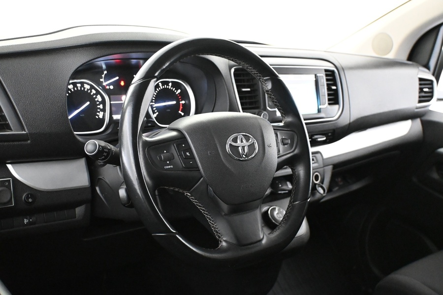 Toyota Proace Verso vaihtoauto