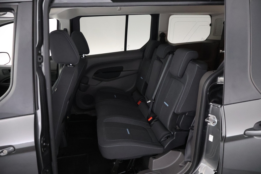 Ford Grand Tourneo Connect vaihtoauto