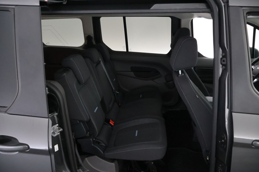 Ford Grand Tourneo Connect vaihtoauto