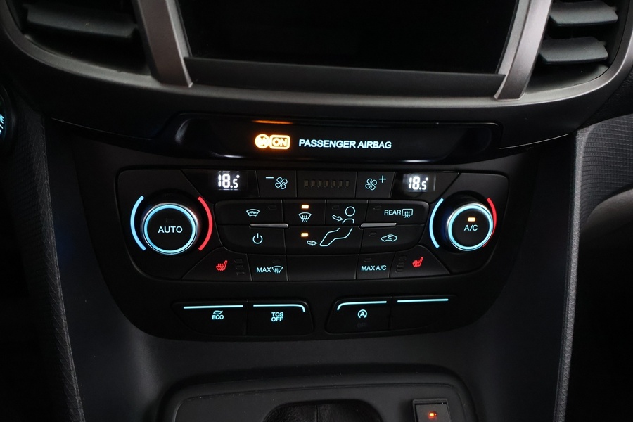Ford Grand Tourneo Connect vaihtoauto