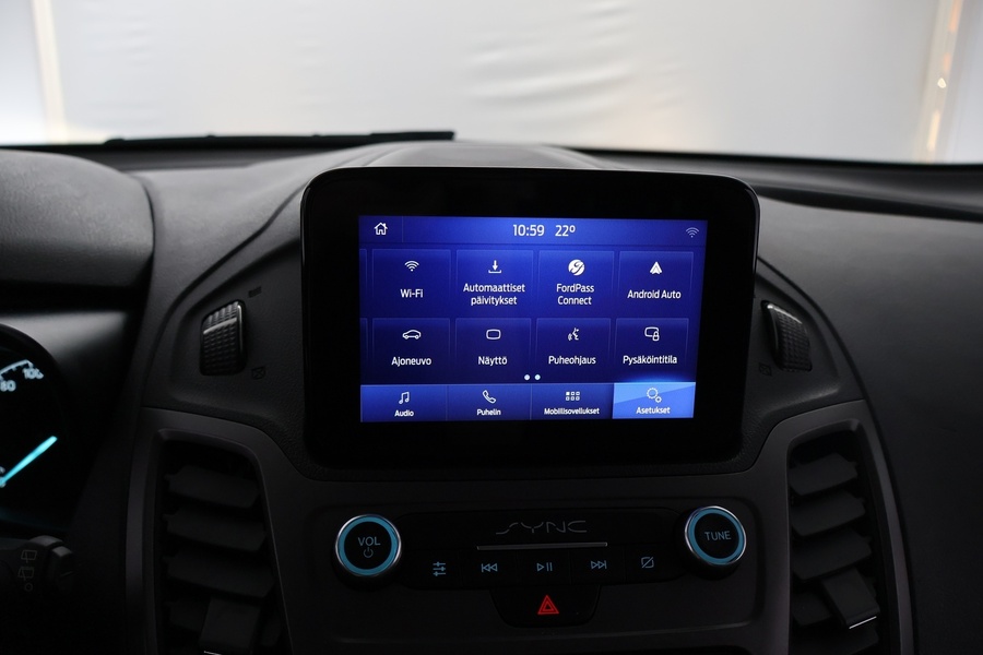 Ford Grand Tourneo Connect vaihtoauto