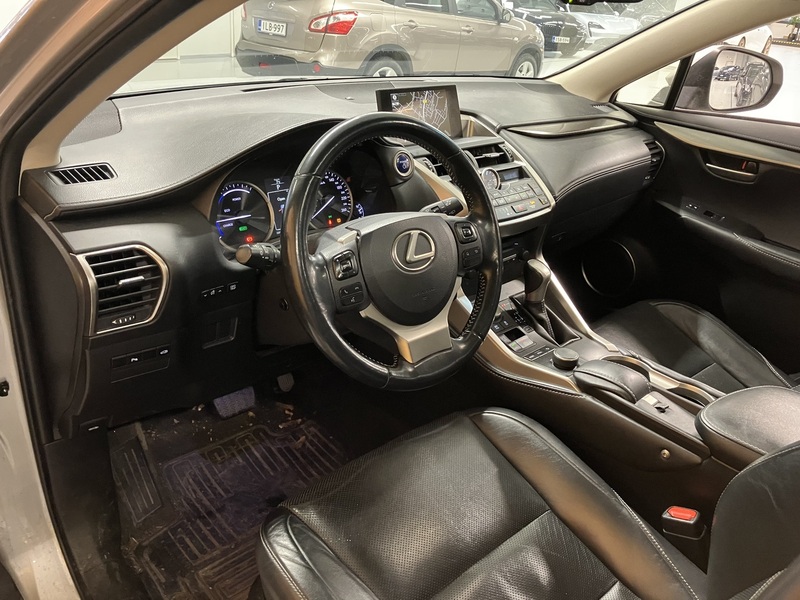 Lexus NX vaihtoauto