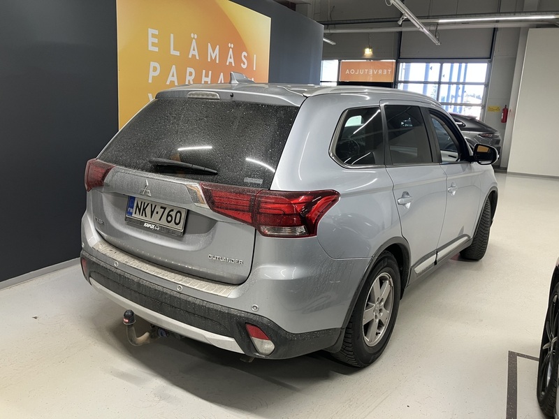 Mitsubishi Outlander vaihtoauto