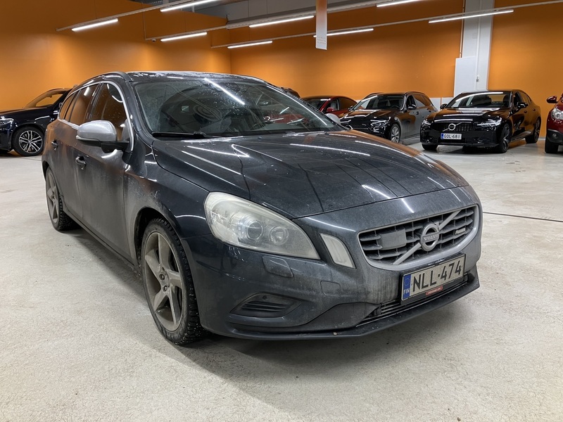 Volvo V60 vaihtoauto