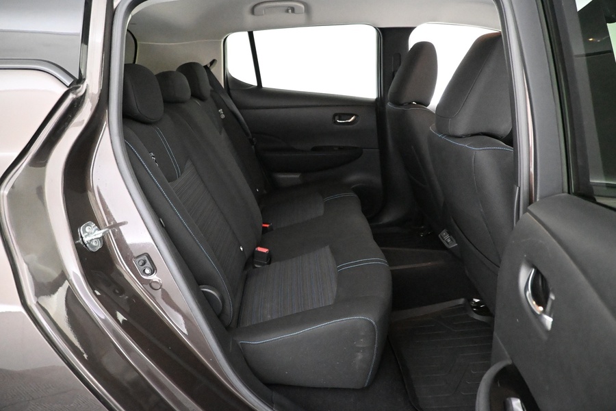 Nissan Leaf vaihtoauto