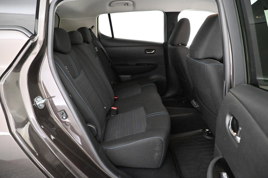 Nissan Leaf vaihtoauto