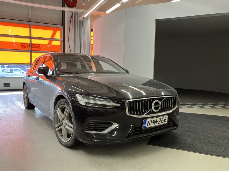 Volvo V60 vaihtoauto