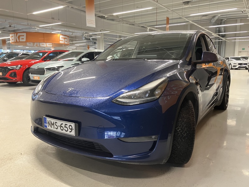 Tesla Model Y vaihtoauto