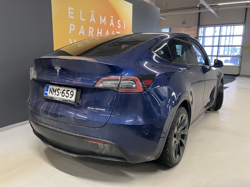 Tesla Model Y vaihtoauto