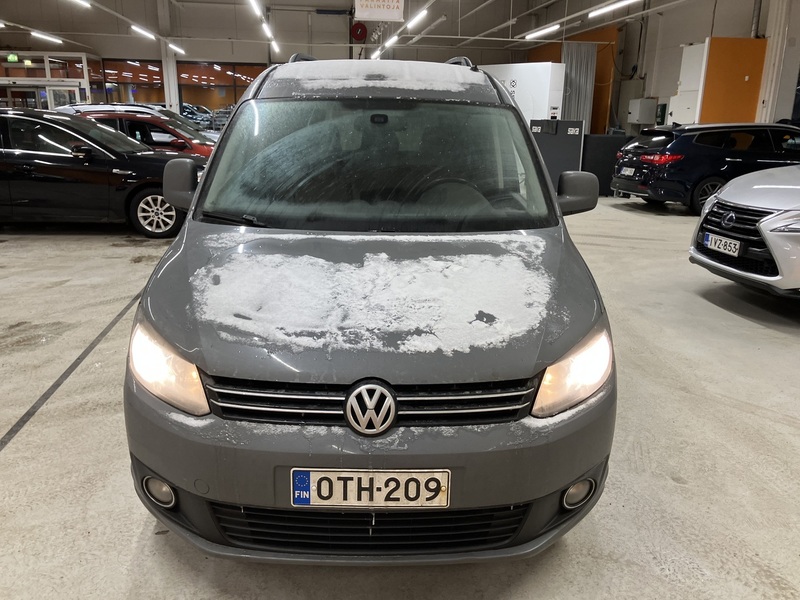 Volkswagen Caddy Maxi vaihtoauto