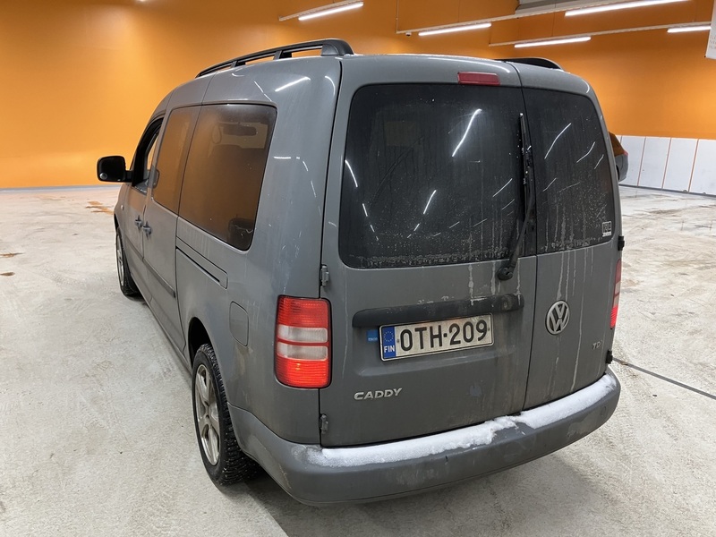 Volkswagen Caddy Maxi vaihtoauto