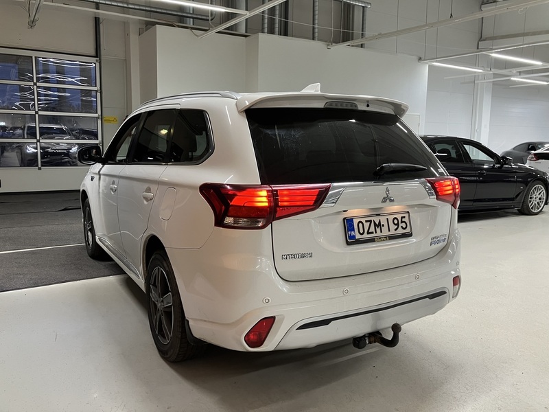 Mitsubishi Outlander vaihtoauto