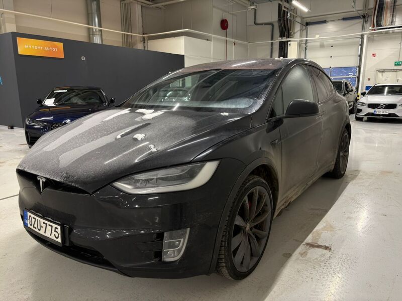 Tesla Model X vaihtoauto